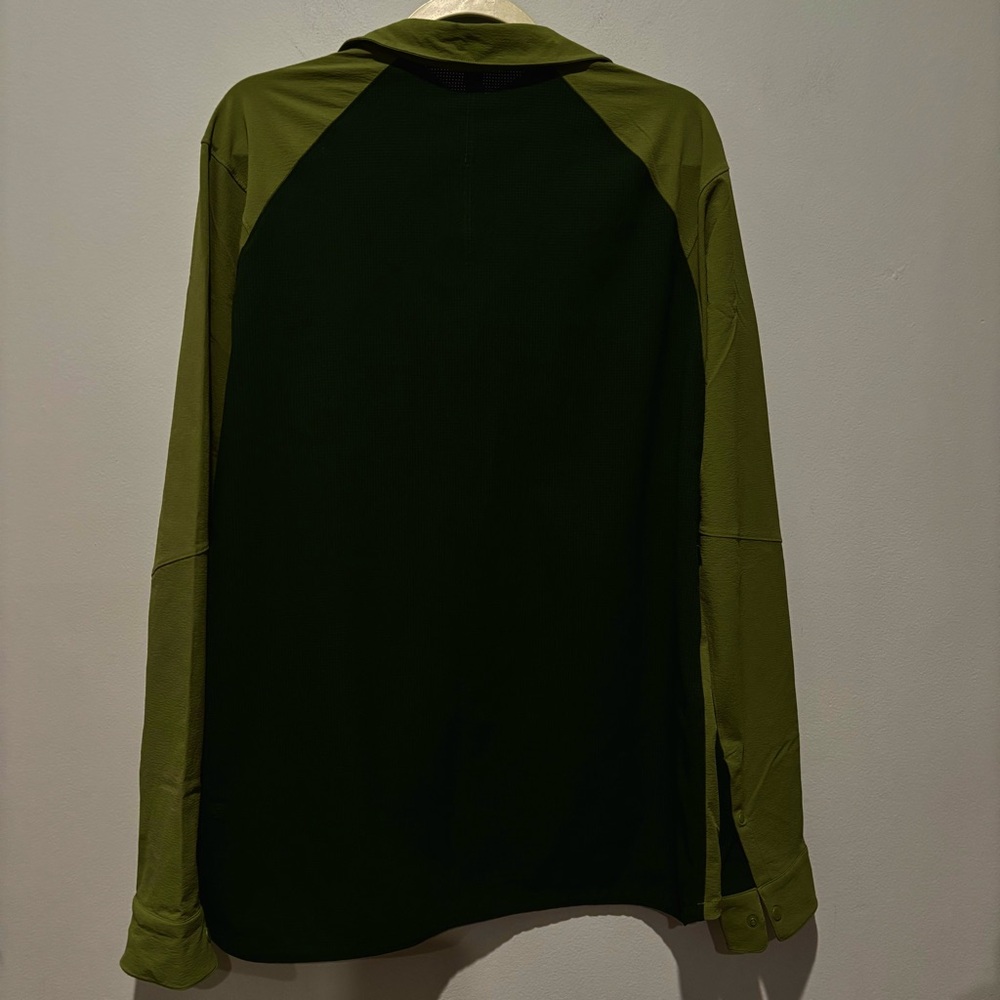 Lululemon double pocket overshirt - Picture 6 of 7